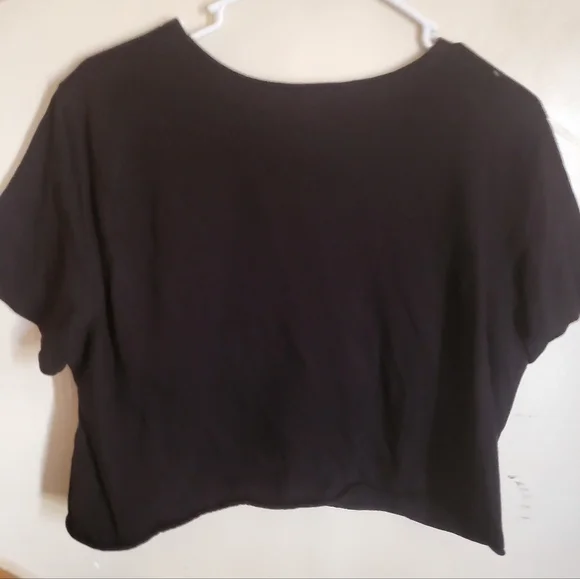 Crop graphic top - Picture 2 of 2